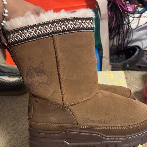 UGG Tan Kids Boots with Unicorn Embroidery
